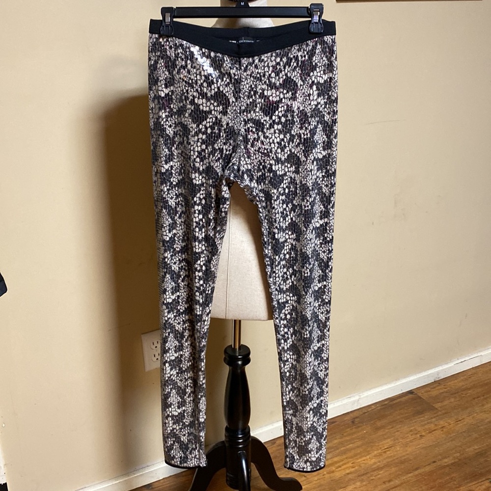 Gorgeous MODA International Snakeskin Look Leggings - Picture 1 of 5